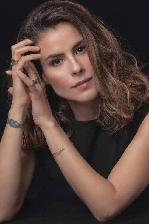 Zharick León profile photo