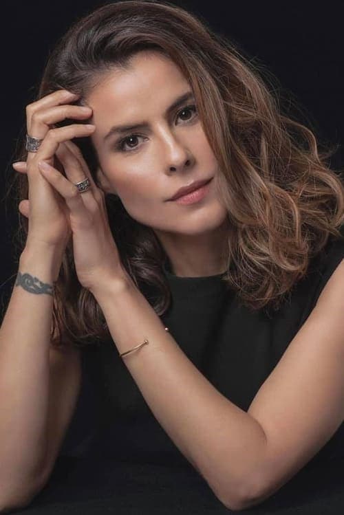 Zharick León profile photo