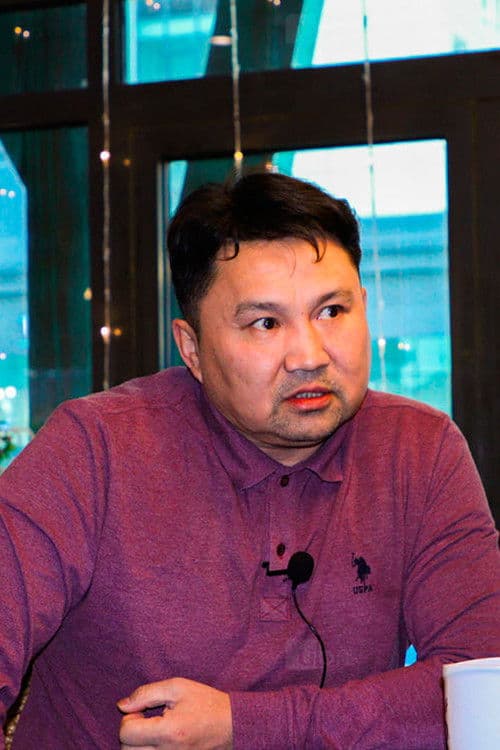 Erdenezaan Puntsag profile photo