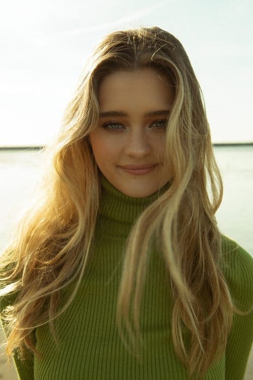 Lizzy Greene profile photo
