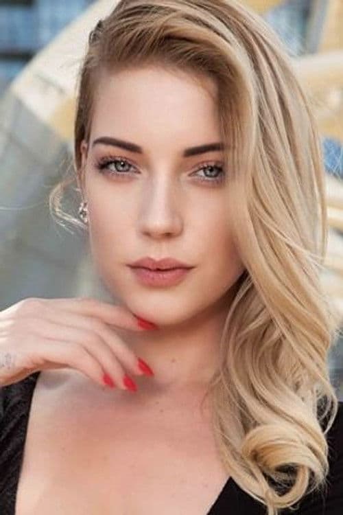 Emily Crighton profile photo