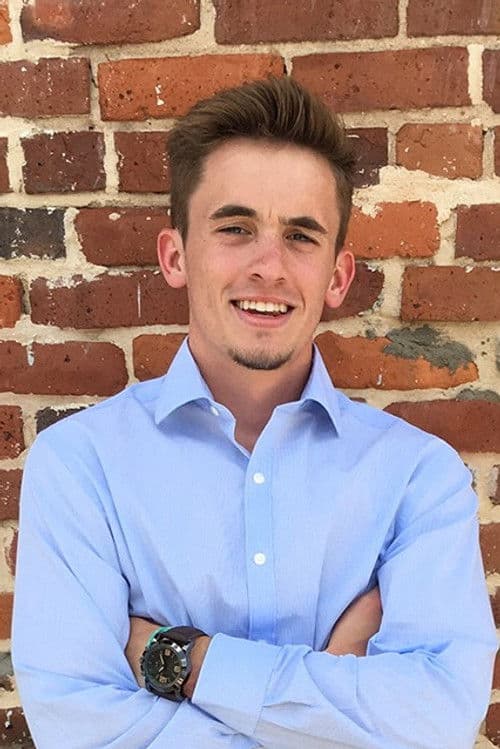 Eion Riley profile photo