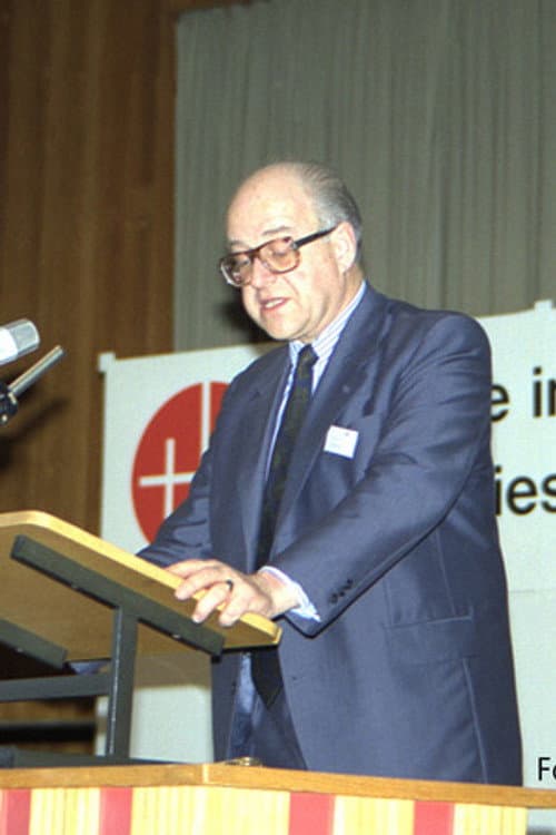 Hans Graf Huyn profile photo
