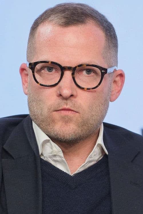 Julian Reichelt profile photo