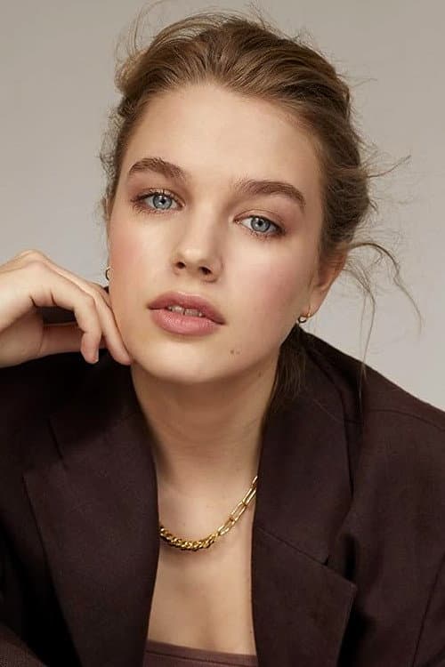 Teagan Croft profile photo