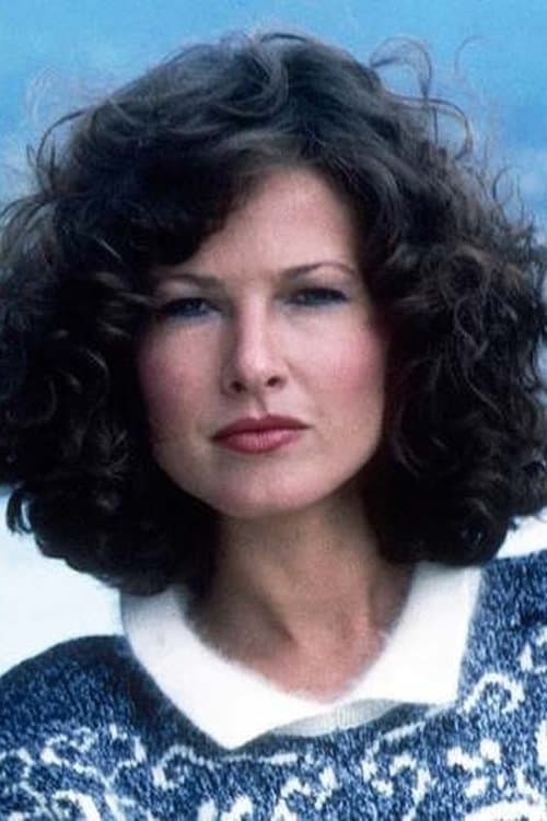 Elyssa Davalos profile photo