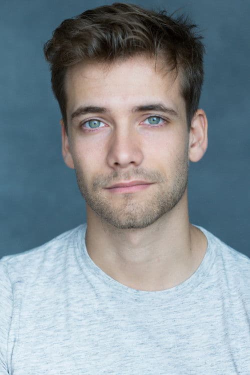 Oliver Dench profile photo