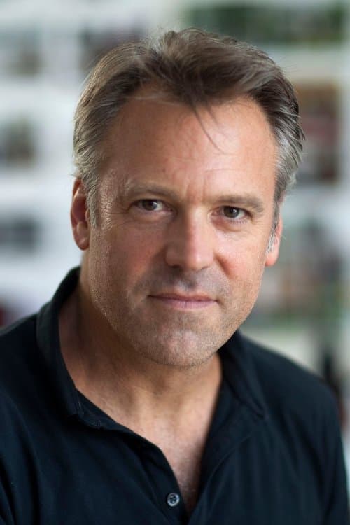 Wally Pfister profile photo