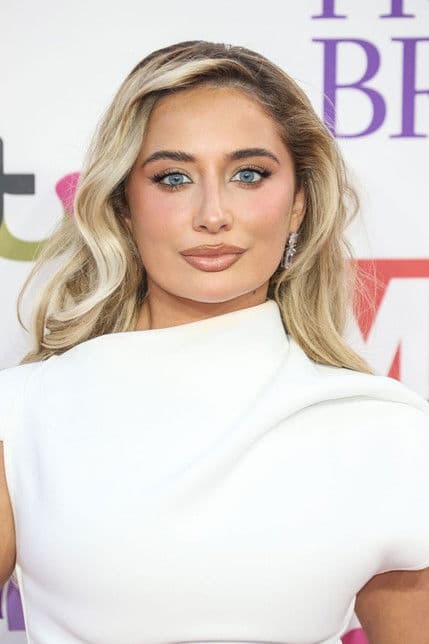 Saffron Barker profile photo