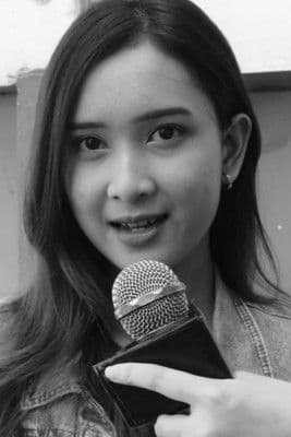 Anne Alvina profile photo