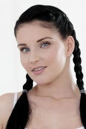 Lucia Denville profile photo