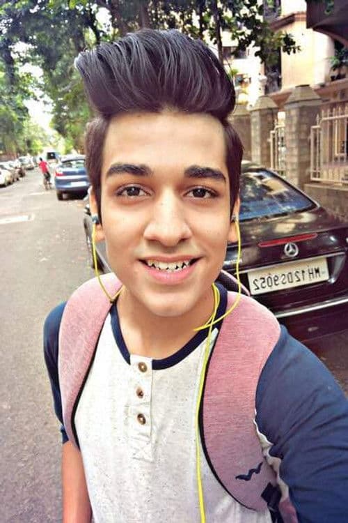Ayushmaan Saxena profile photo