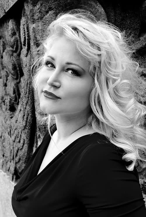 Julie Davies profile photo