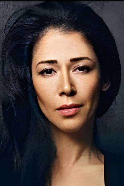 İdil Vural profile photo