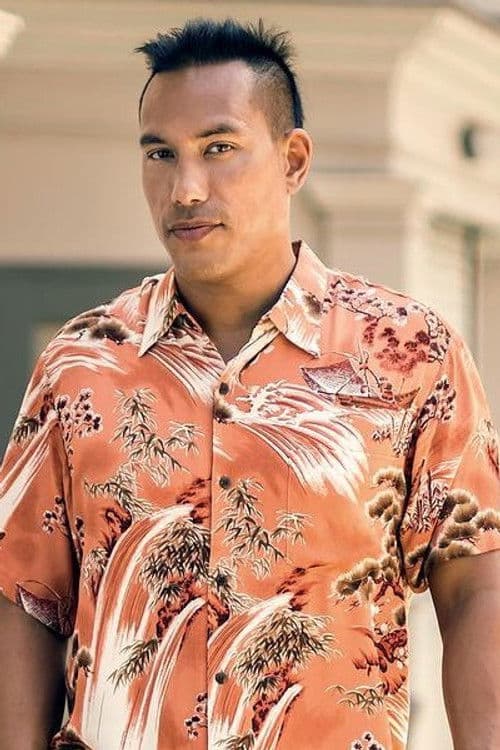 Kainalu Hecomovich profile photo