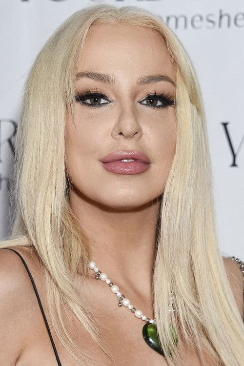 Tana Mongeau profile photo