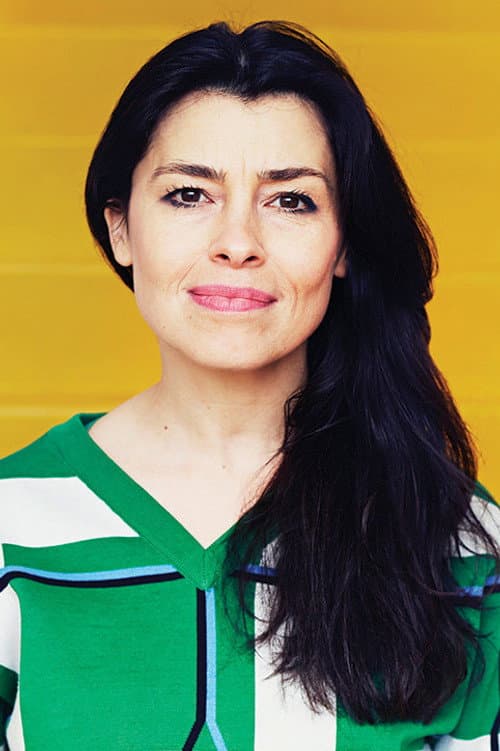 Es Devlin profile photo