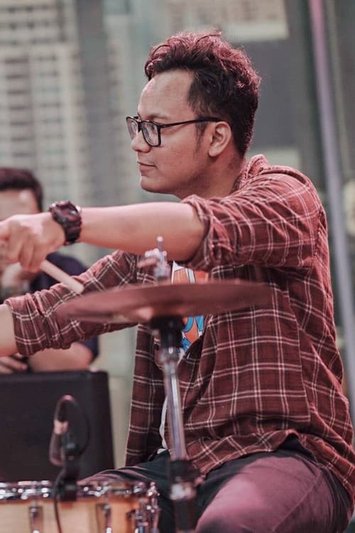 Tutus Thomson profile photo