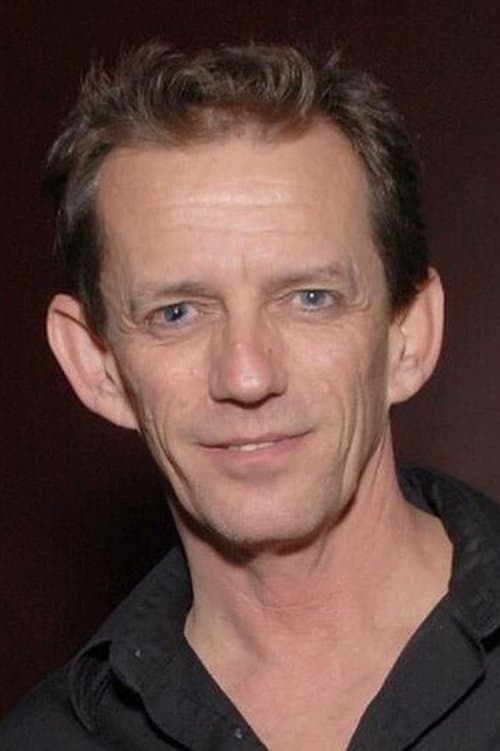 Ezra Buzzington profile photo