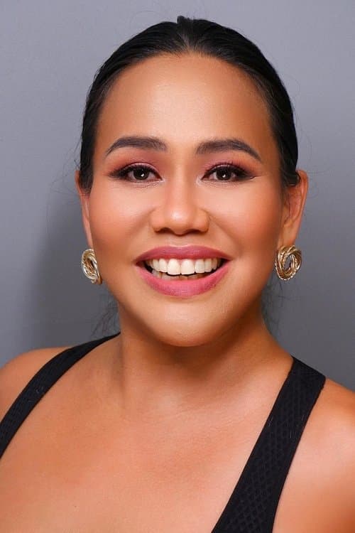 Bituin Escalante profile photo