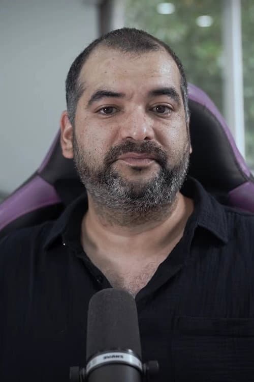 César Huispe profile photo