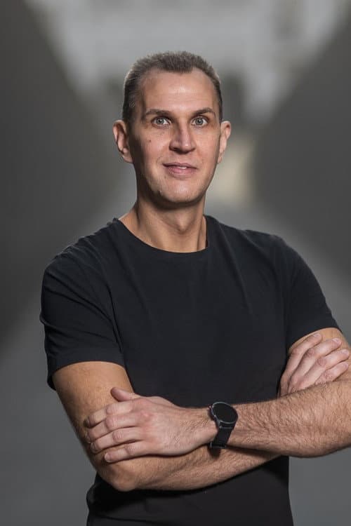 Szabolcs Dull profile photo