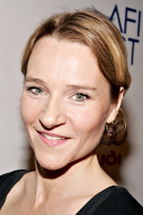 Annika Hallin profile photo