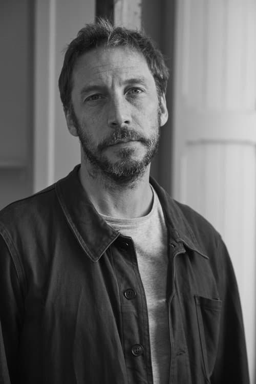 Eric Baudelaire profile photo