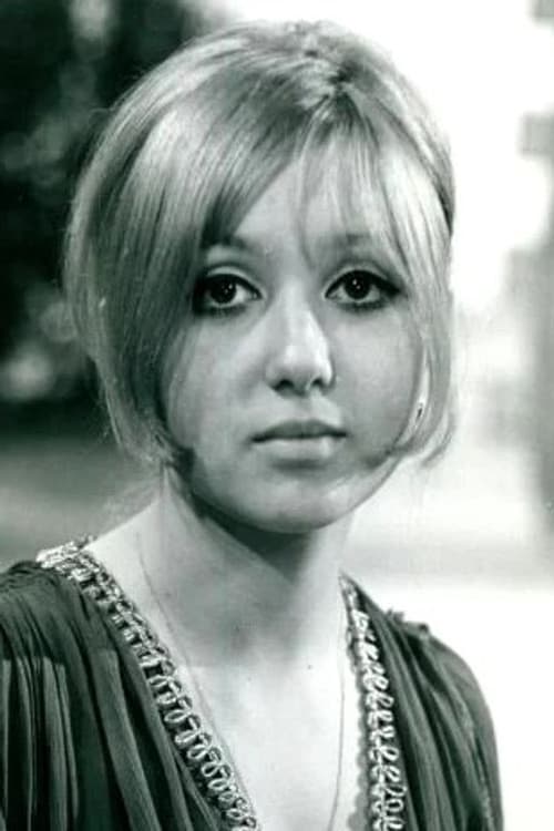 Adrienne Posta profile photo