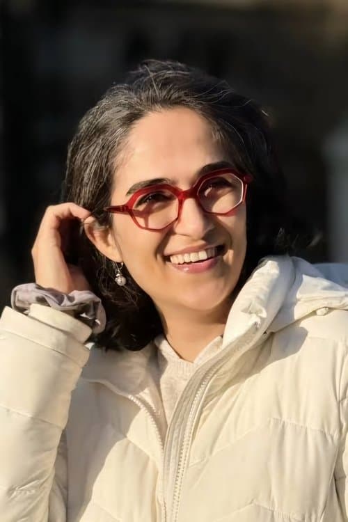Elahe Esmaili profile photo
