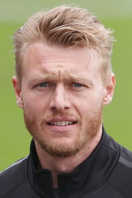 Simon Kjær profile photo