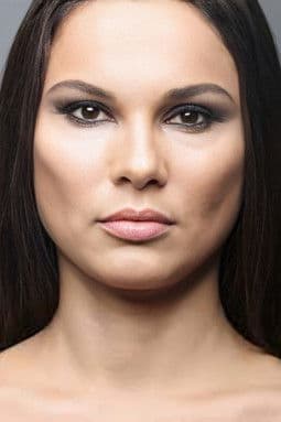 Özge Bent profile photo