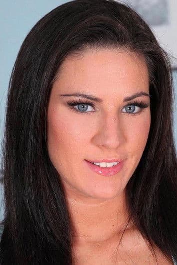 Athina Love profile photo