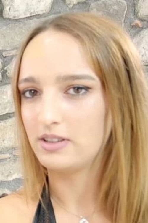 Anna Khara profile photo