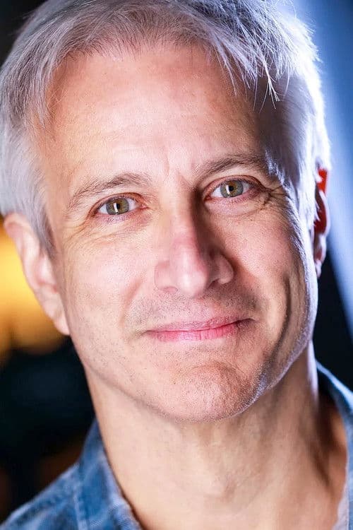Bronson Pinchot profile photo
