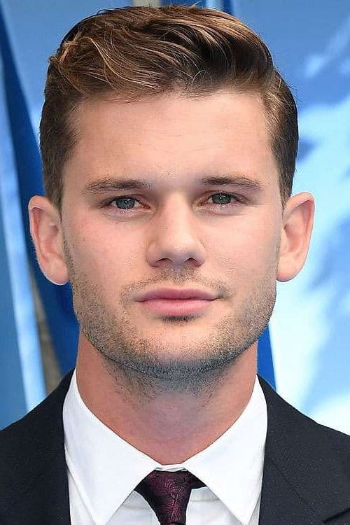 Jeremy Irvine profile photo