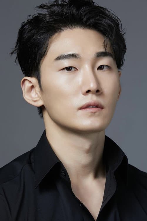 Kim Ho-yeon profile photo