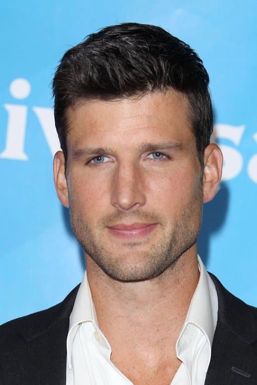 Parker Young profile photo