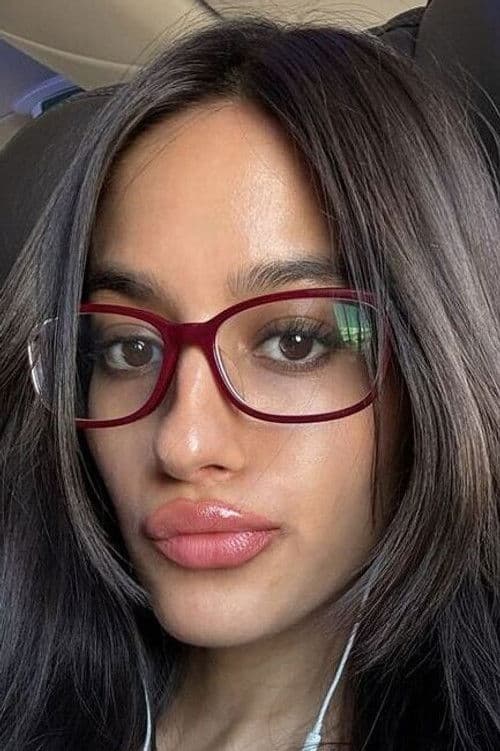 Aryaana Gandhi profile photo