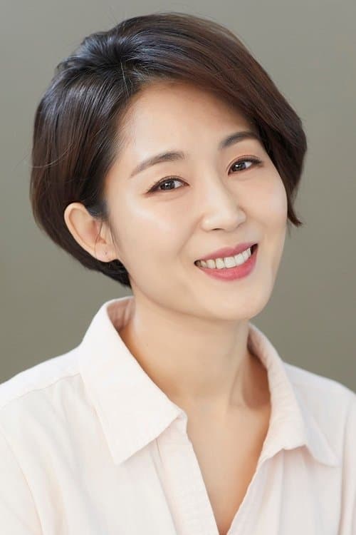 Son Ji-yoon profile photo