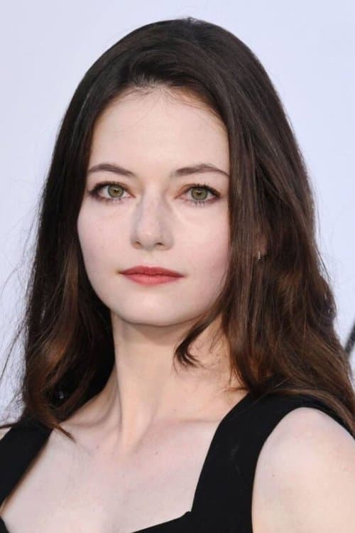 Mackenzie Foy profile photo