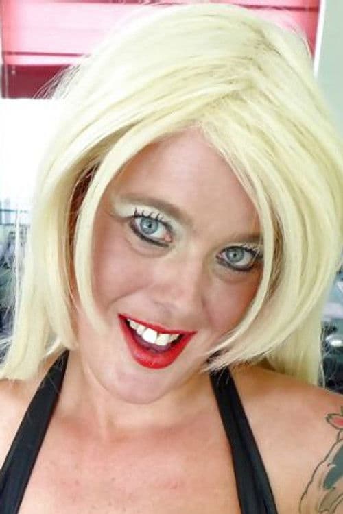 Roxy Mae profile photo