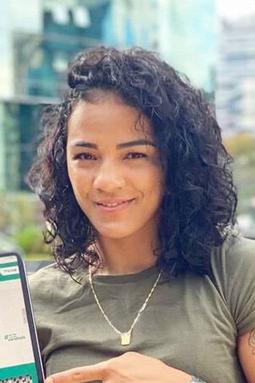 Vivianne Araújo profile photo