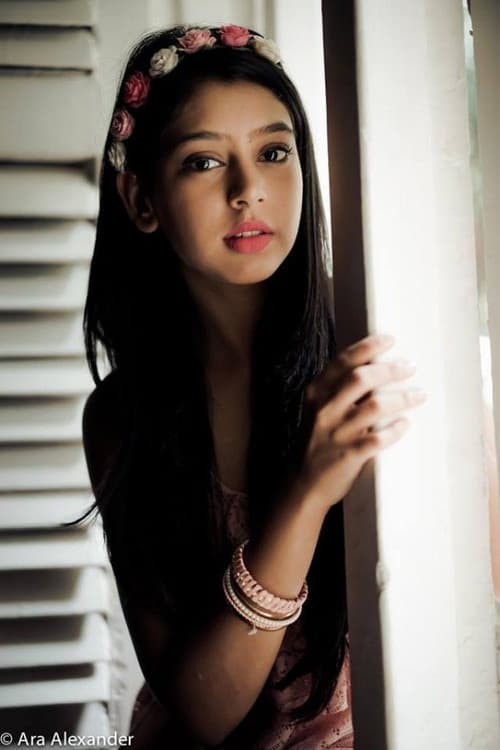 Niti Taylor profile photo