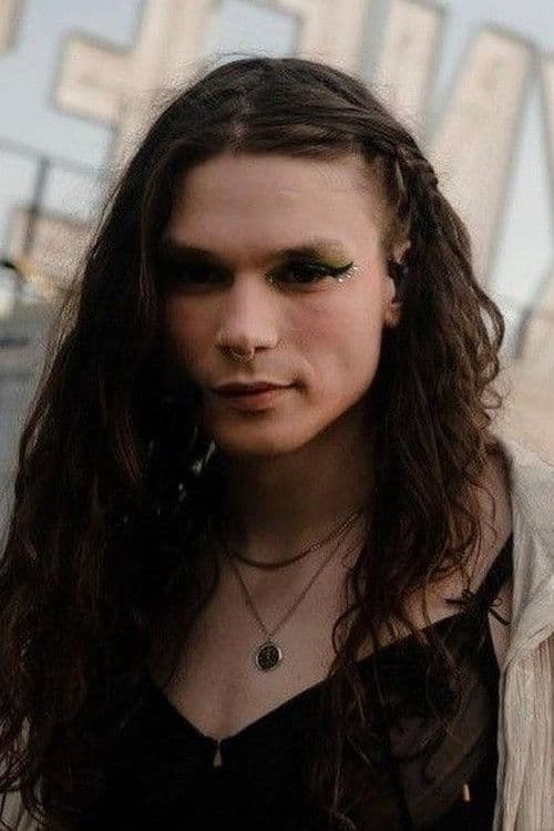 Charlie Holt profile photo