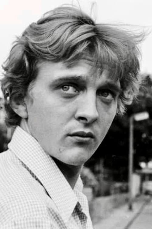 David Hemmings profile photo