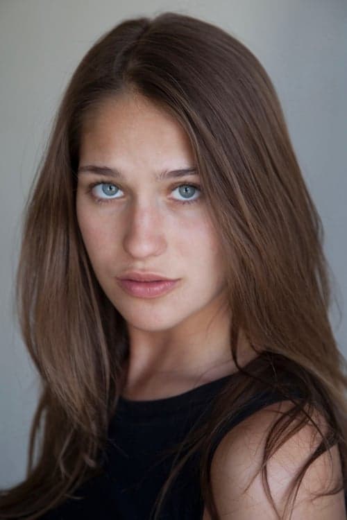 Lola Kirke profile photo