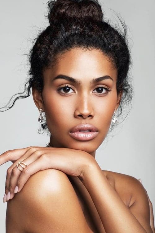 Leyna Bloom profile photo