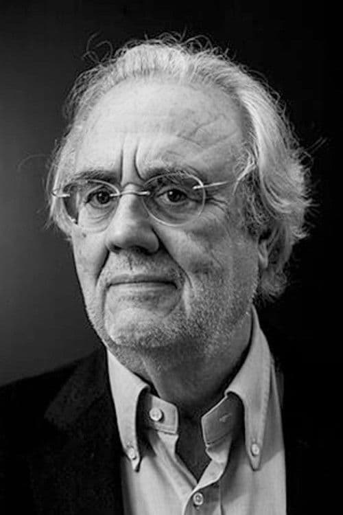 Manuel Gutiérrez Aragón profile photo