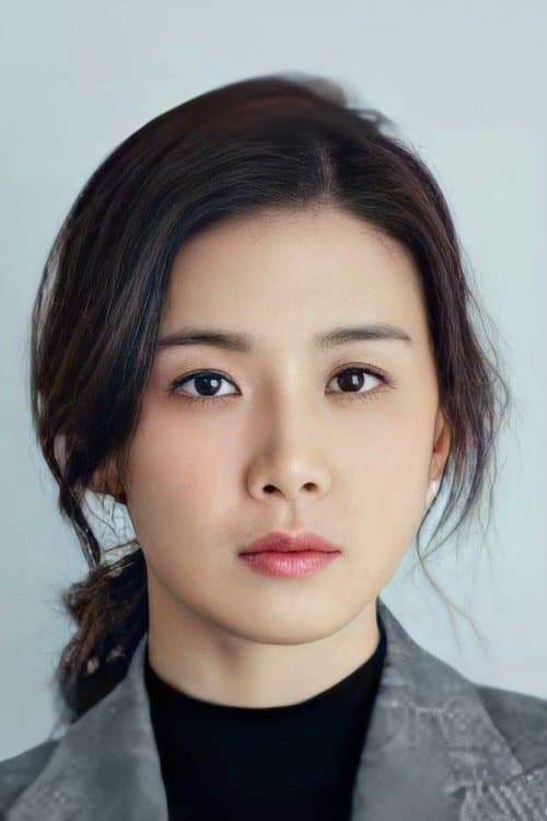 Lee Bo-young profile photo